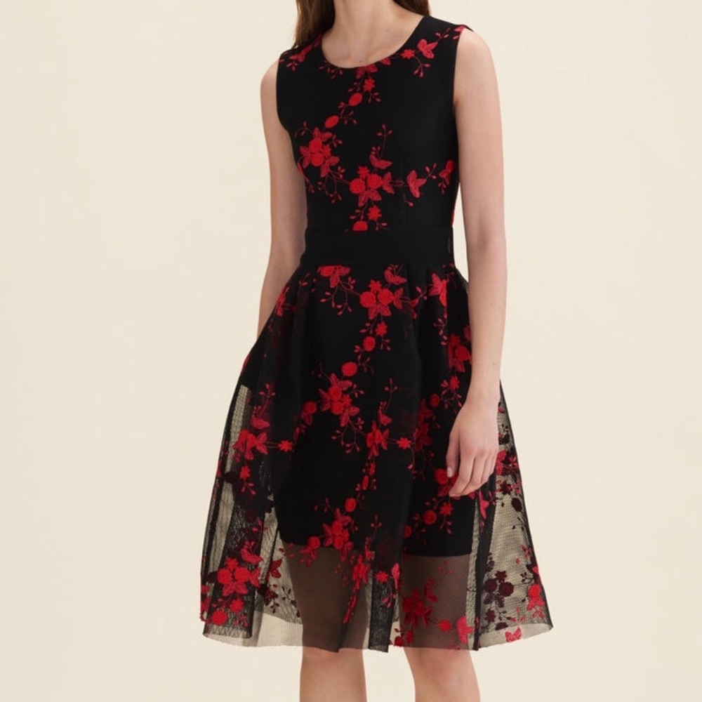 SOLD 💃🏻 Maje black red roses RUDIO DRESS